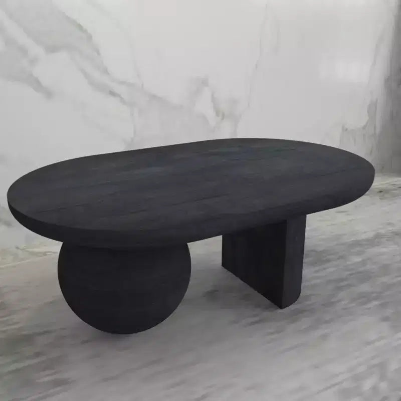 Table basse ovale avec pieds sphériques entiers et demi-sphériques en bois de manguier, 38 pouces