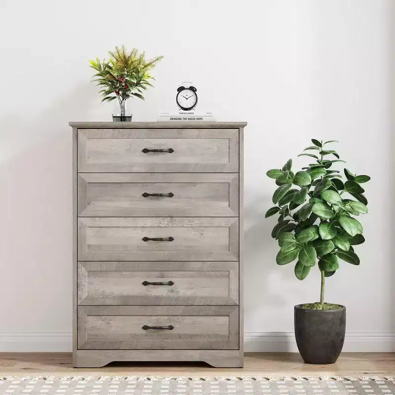 Commode de ferme avec poignées métalliques – 5 ou 6 tiroirs