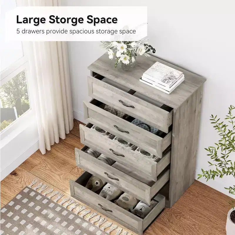 Commode de ferme avec poignées métalliques – 5 ou 6 tiroirs