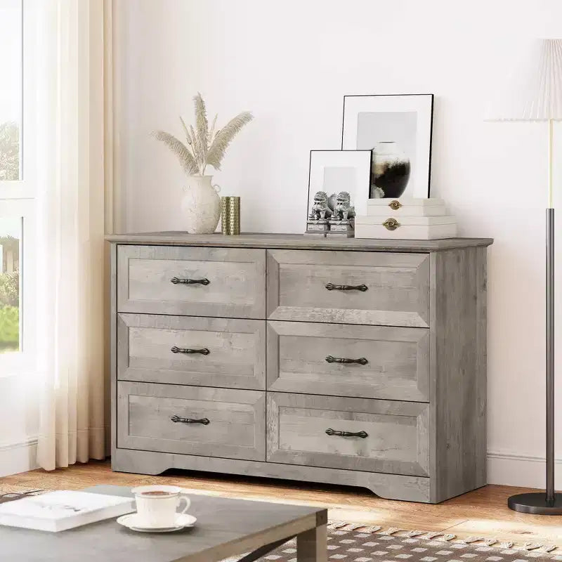Commode de ferme avec poignées métalliques – 5 ou 6 tiroirs