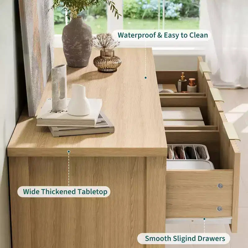 Commode moderne cannelée à 7 tiroirs – Finition chêne